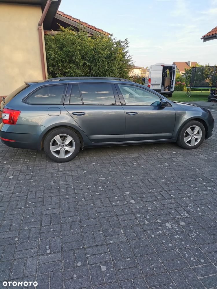 Skoda Octavia 1.6 TDI Ambition - 16