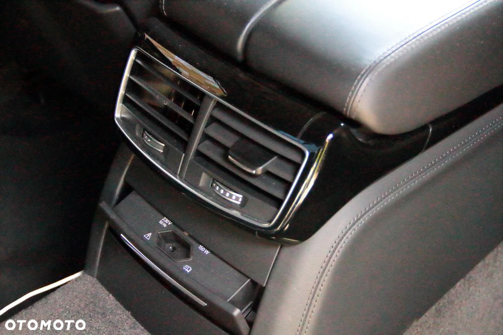 Audi S8 Standard - 25
