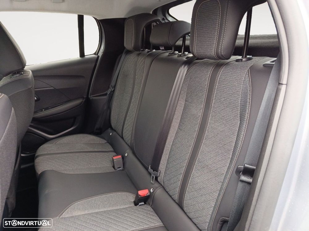 Peugeot 208 1.2 PureTech Allure - 13