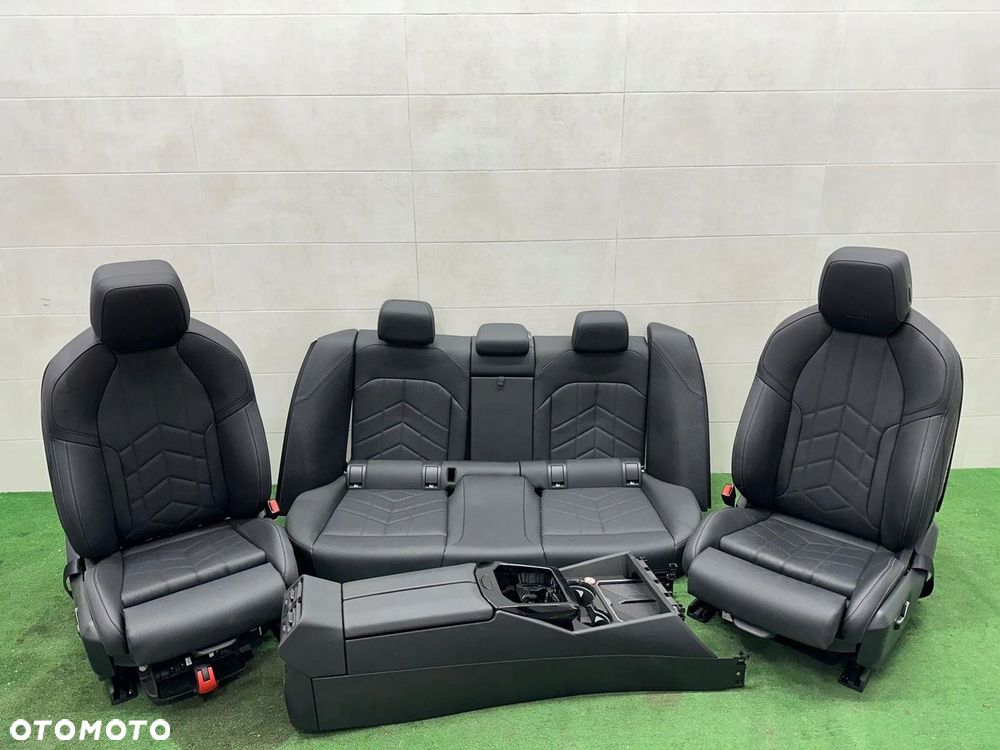BMW 5 G60 ŚRODEK TAPICERKA FOTELE TUNEL KANAPA BOCZKI SKÓRA M-PAKIET - 1