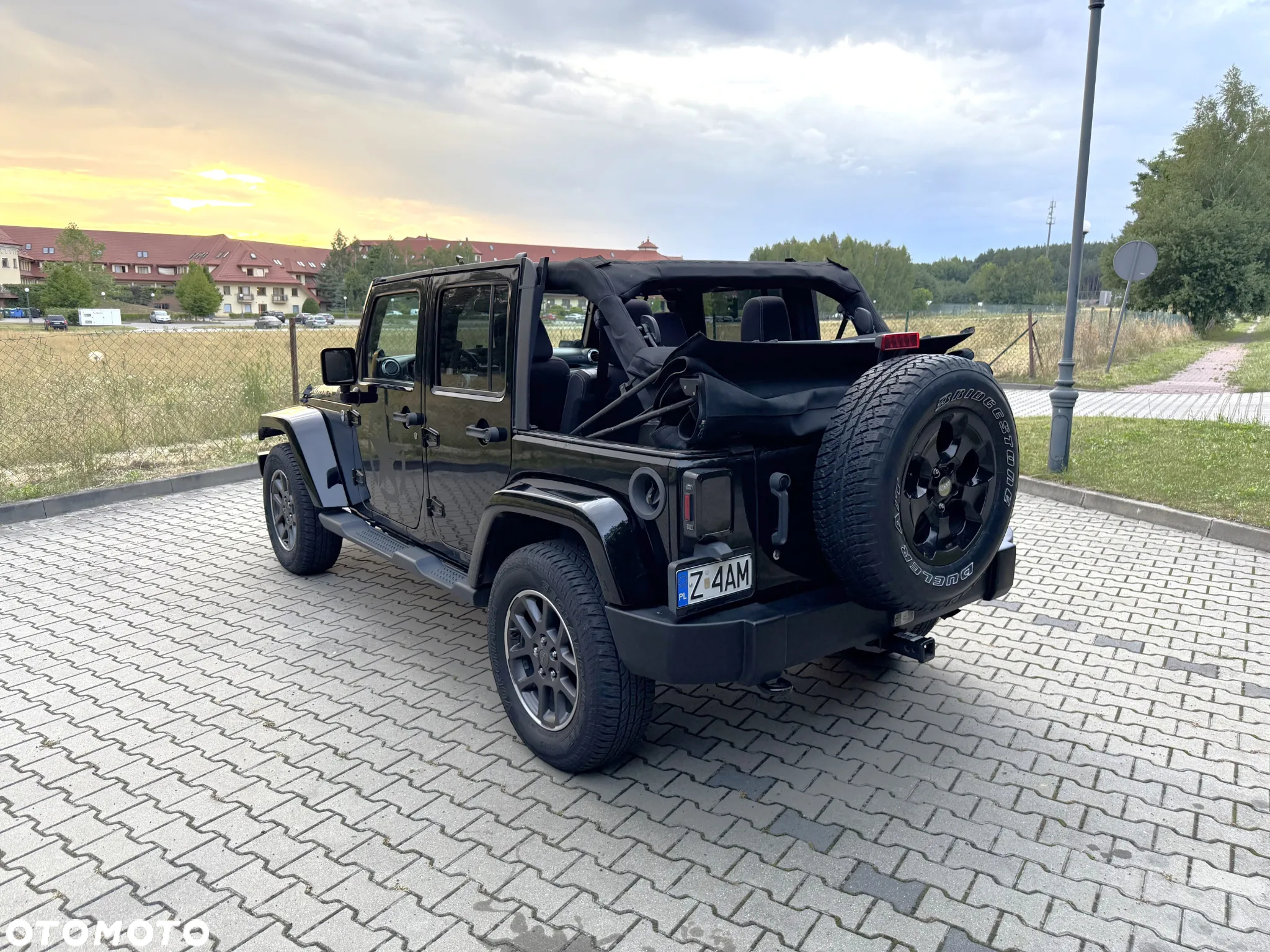 Jeep Wrangler Unlimited 3.6 Automatik Sahara - 8