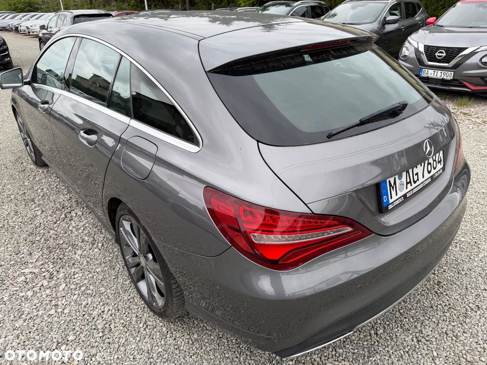 Mercedes-Benz CLA 180 Urban - 13