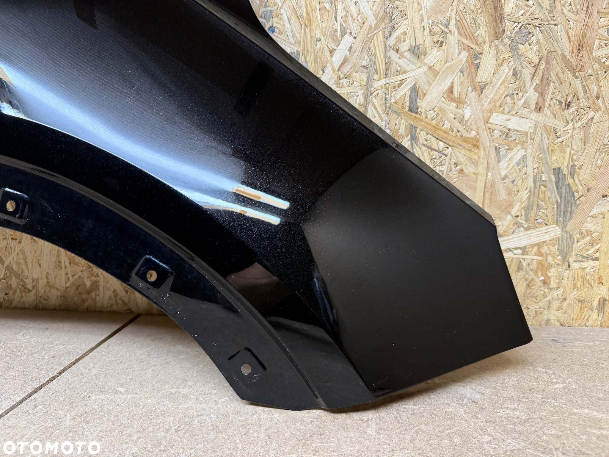 BŁOTNIK PRZÓD PRAWY OPEL CROSSLAND X CZARNY METALIK 39018600 - 23