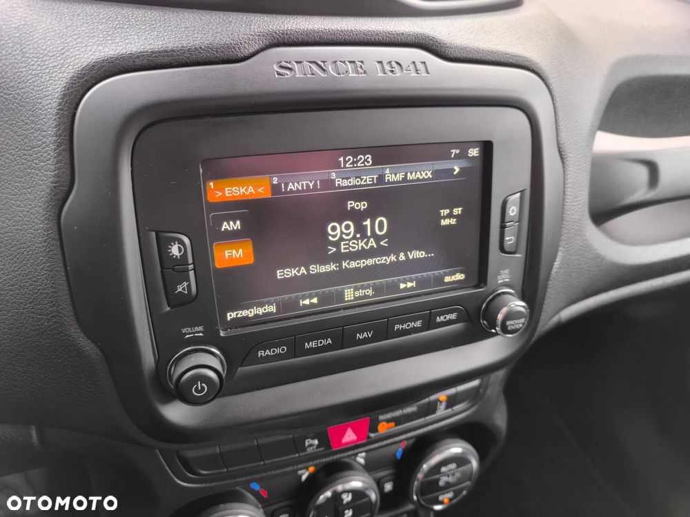 Jeep Renegade 1.4 MultiAir Limited FWD S&S - 26