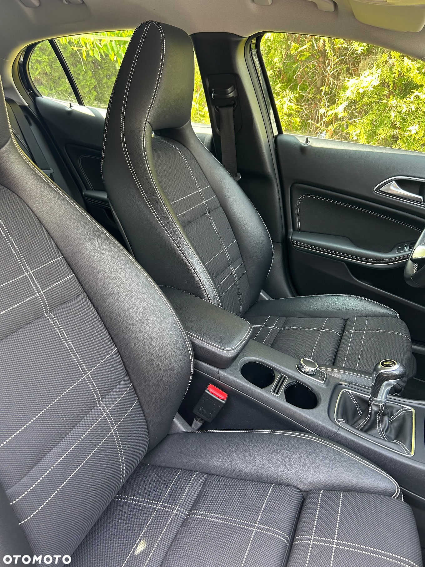 Mercedes-Benz GLA 180 SCORE - 17