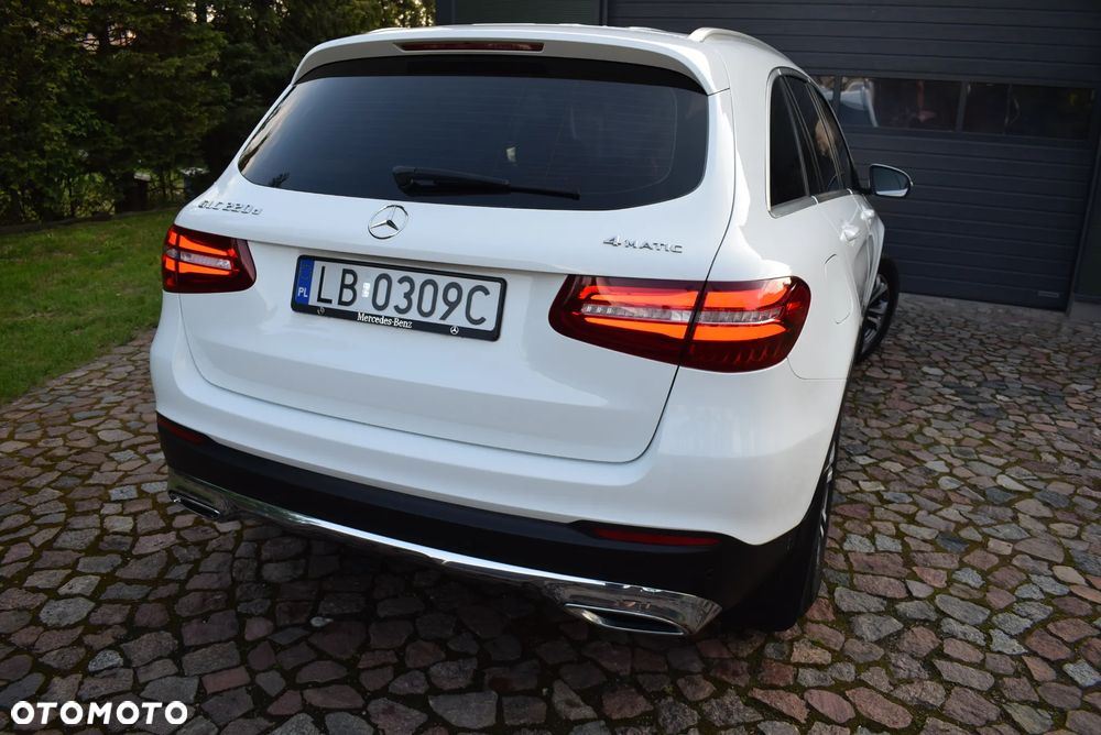 Mercedes-Benz GLC - 14