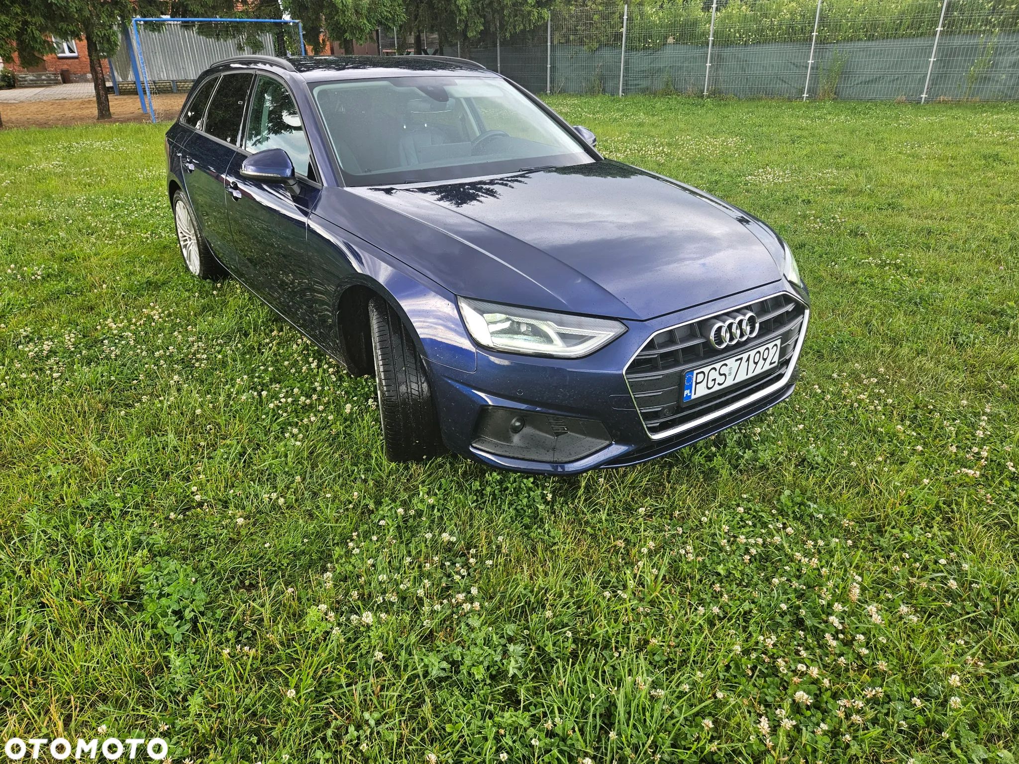 Audi A4 Avant 30 TDI S tronic - 1