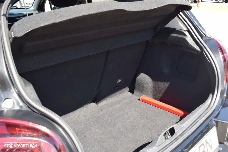 Citroën C3 1.2 PureTech Shine EAT6 - 9