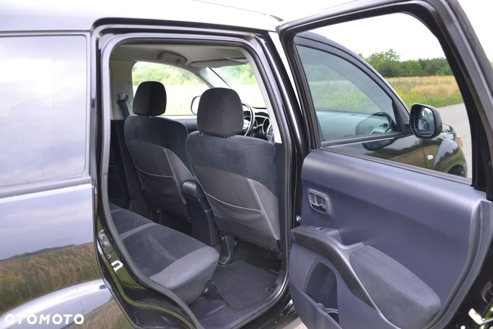 Mitsubishi Outlander 2.4 2WD Plus - 6