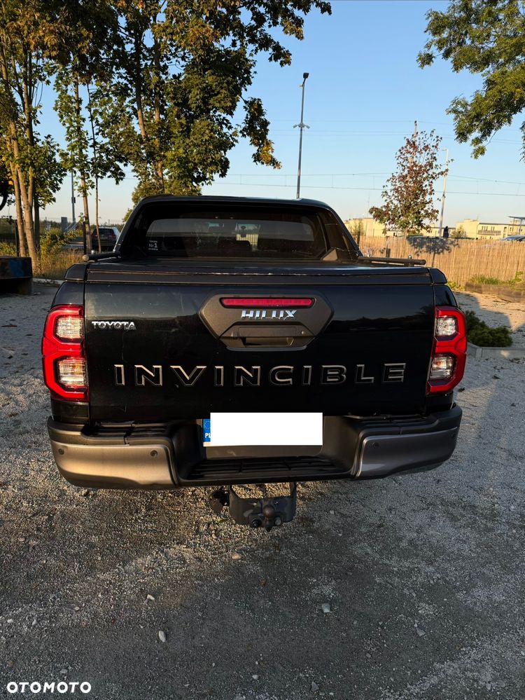 Toyota Hilux - 3