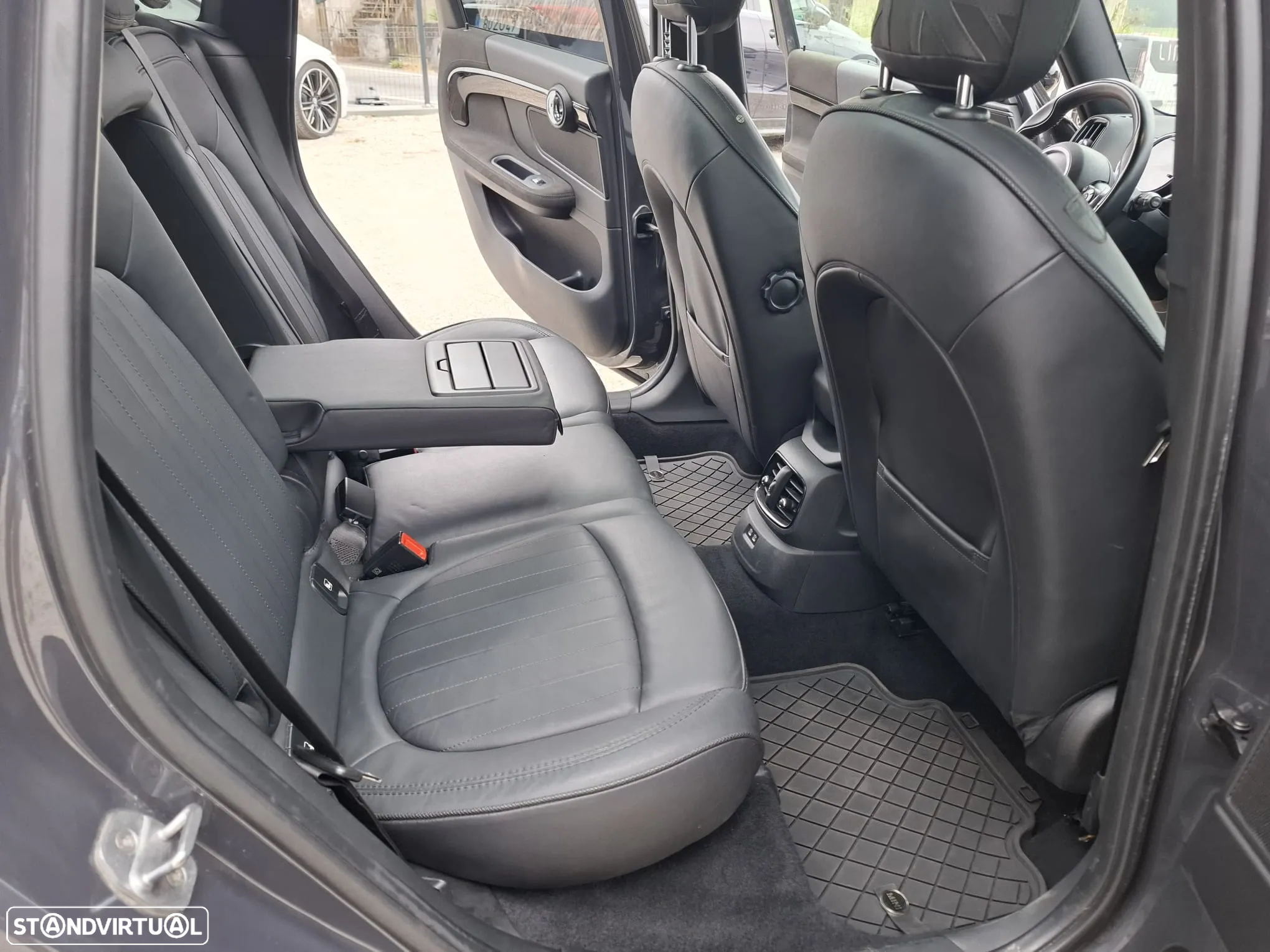 MINI Countryman Cooper SD Auto Desportiva - 16
