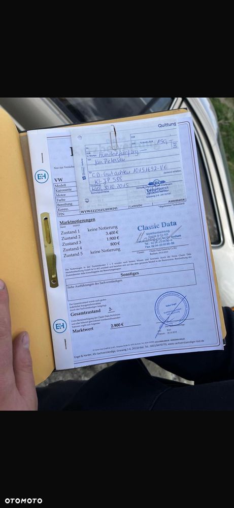 Volkswagen Passat - 13