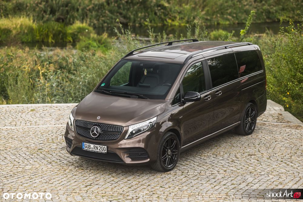 Mercedes-Benz V-Class 2018 photo 2