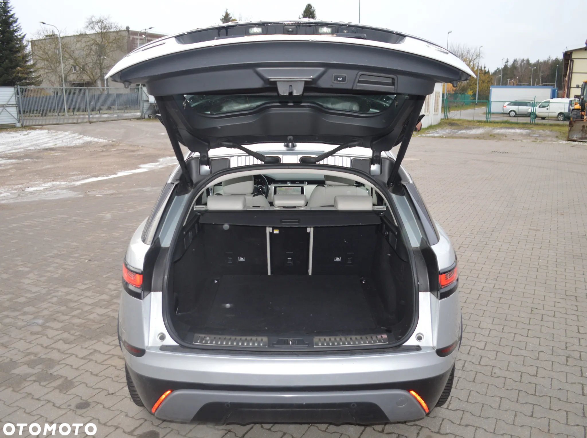 Land Rover Range Rover Velar 2.0 SD4 - 11