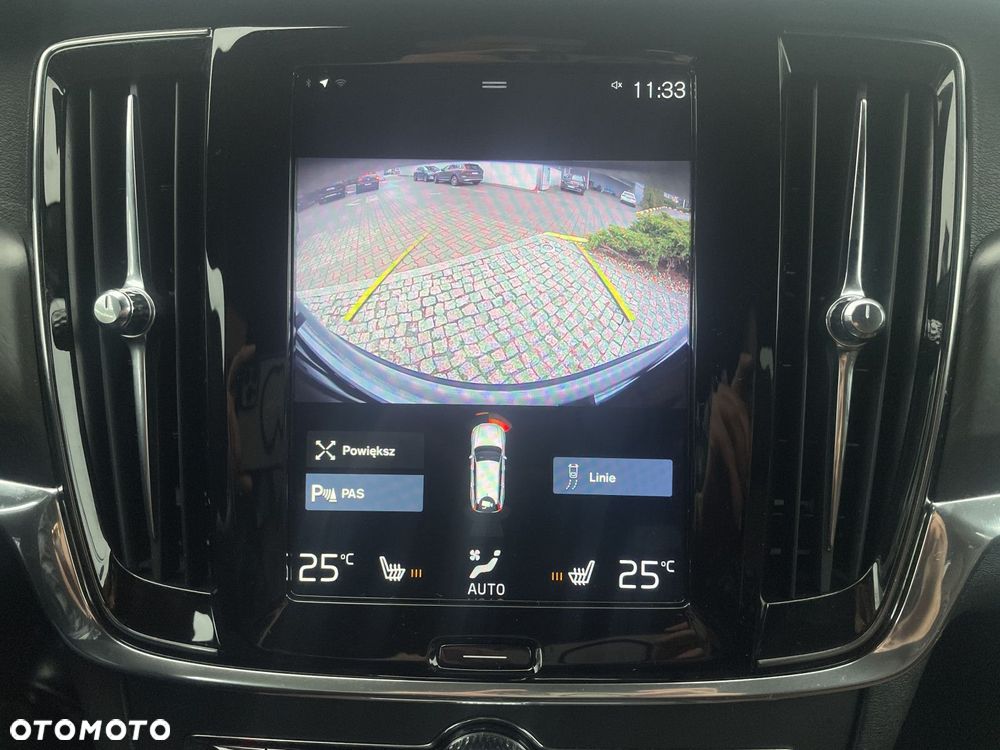 Volvo V90 Cross Country - 31