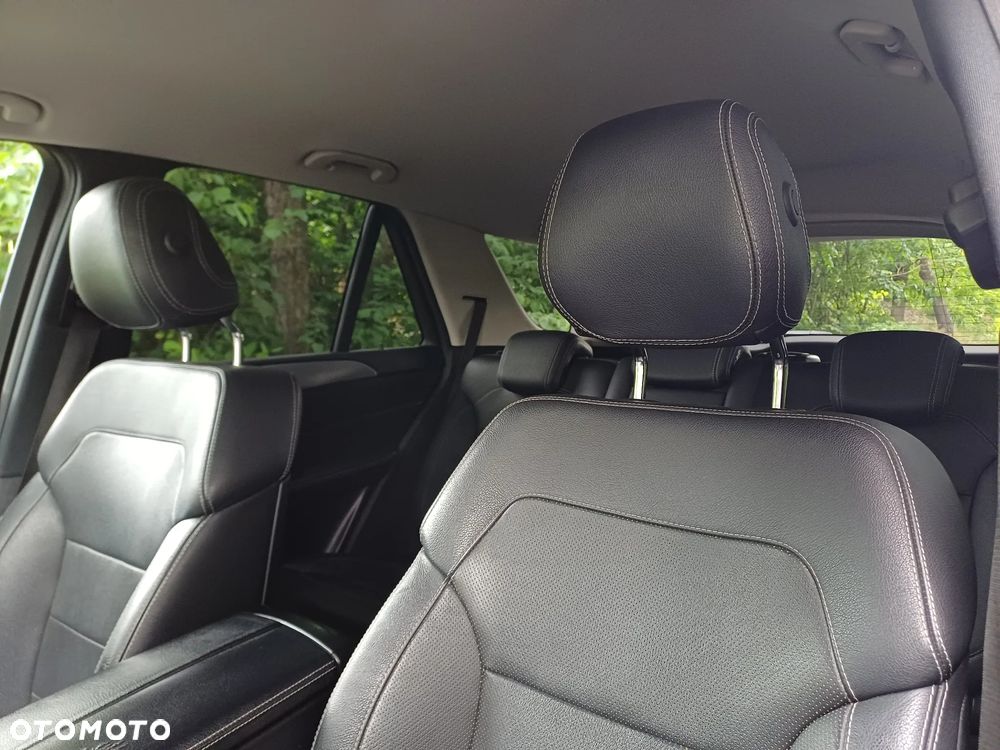 Mercedes-Benz ML - 12
