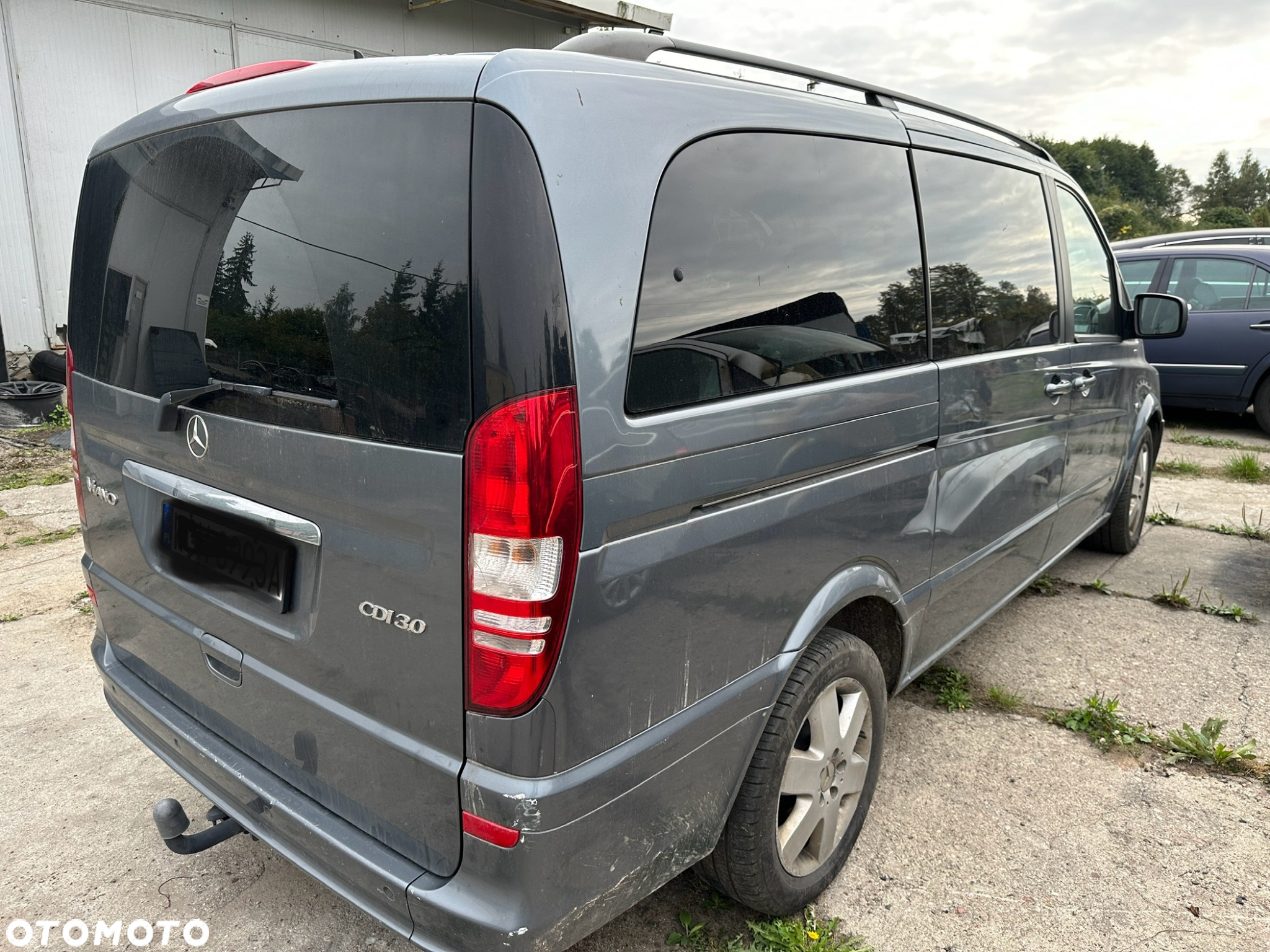 Mercedes VIANO 3.0 cdi 2011r karoseria dokumenty drzwi maska fotel klapa szyba stolik lampa lift relingi skrzynia tapicerka części - 2