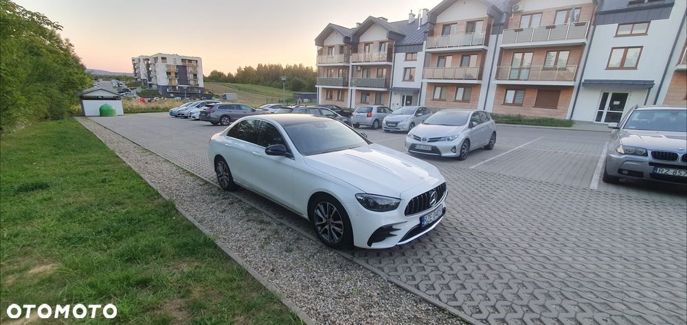 Mercedes-Benz Klasa E 220 d Business Edition 9G-TRONIC - 11