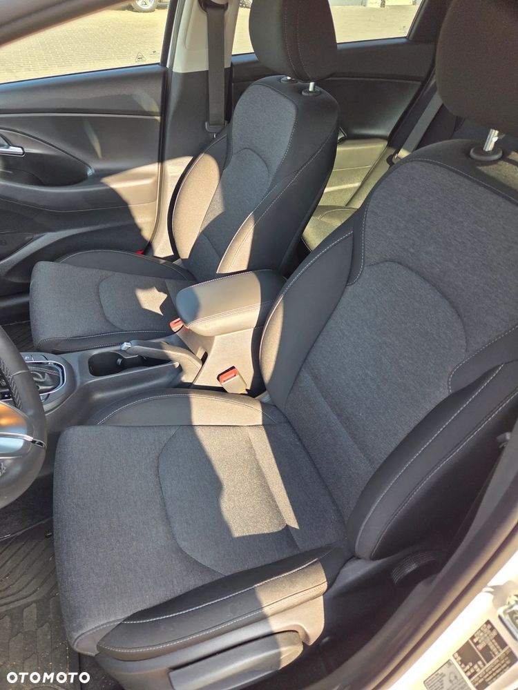 Hyundai i30 1.5 T-GDI 48V Smart DCT - 9