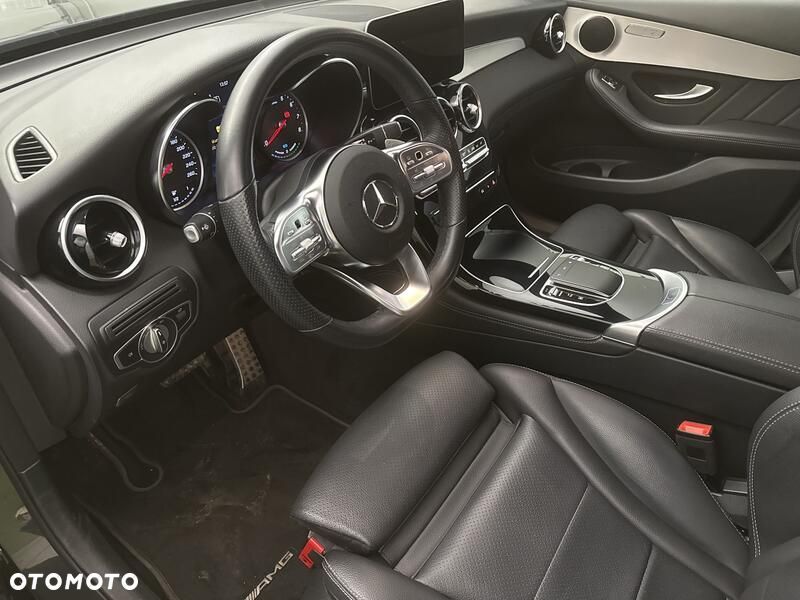Mercedes-Benz GLC 300 e 4-Matic - 11