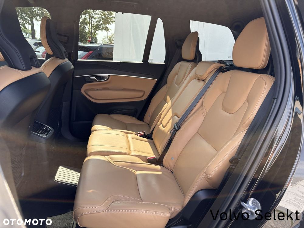 Volvo XC 90 - 23