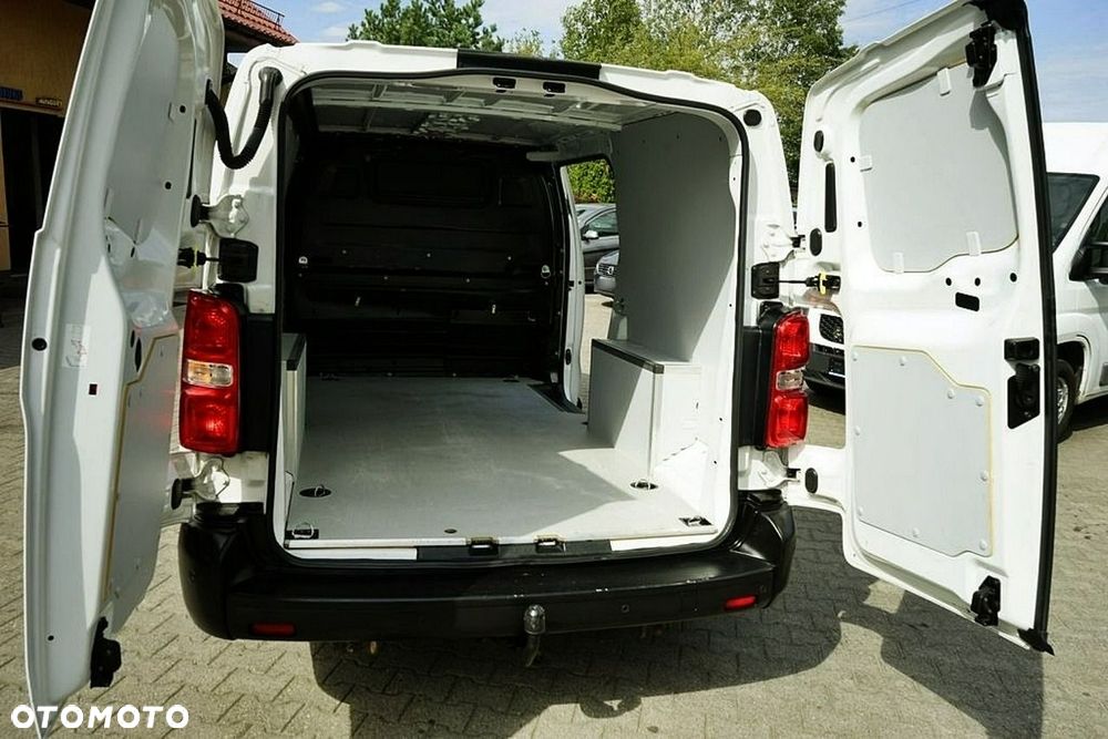 Opel Vivaro - 31