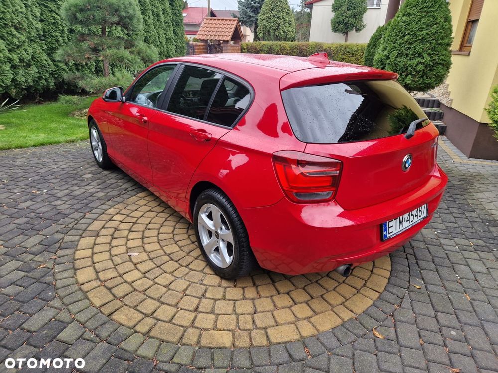 BMW Seria 1 116i - 6