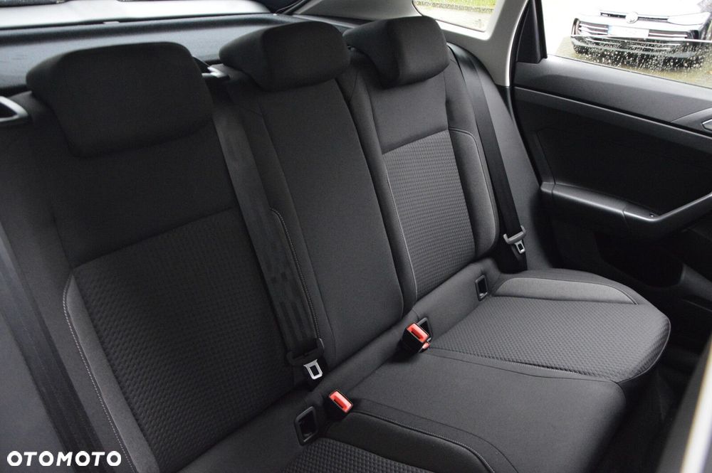 Volkswagen Taigo - 21