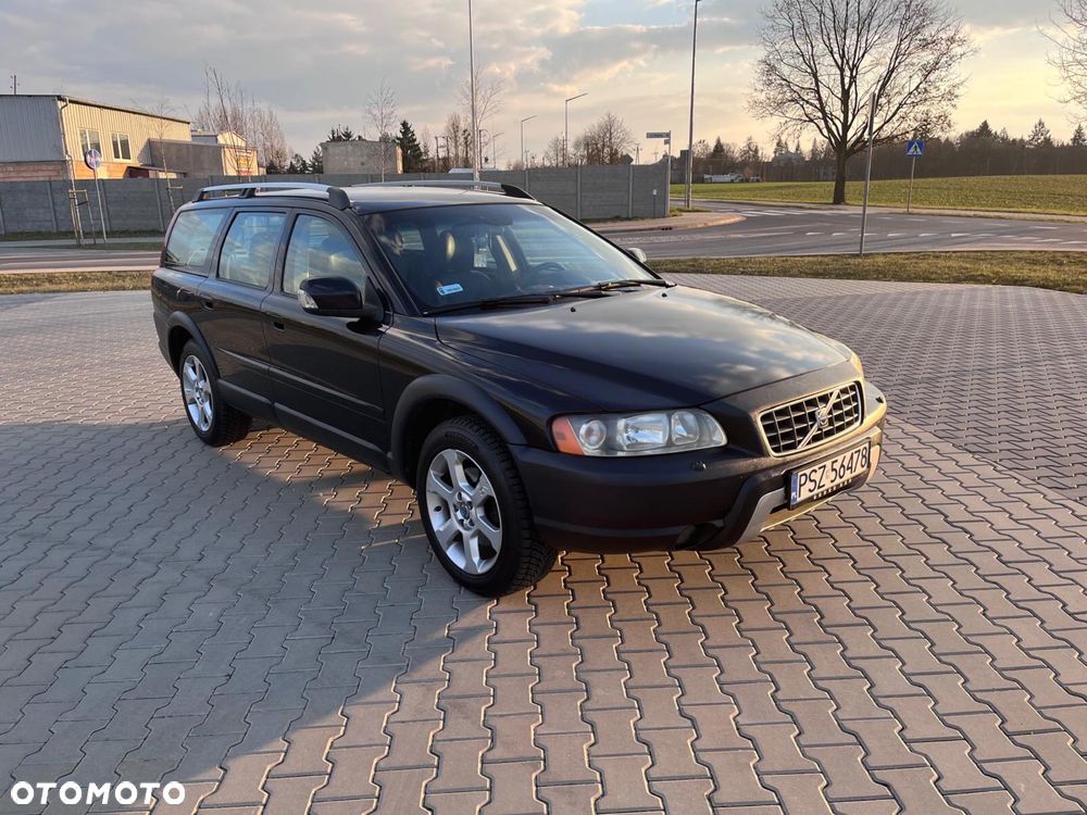 Volvo XC 70 - 1
