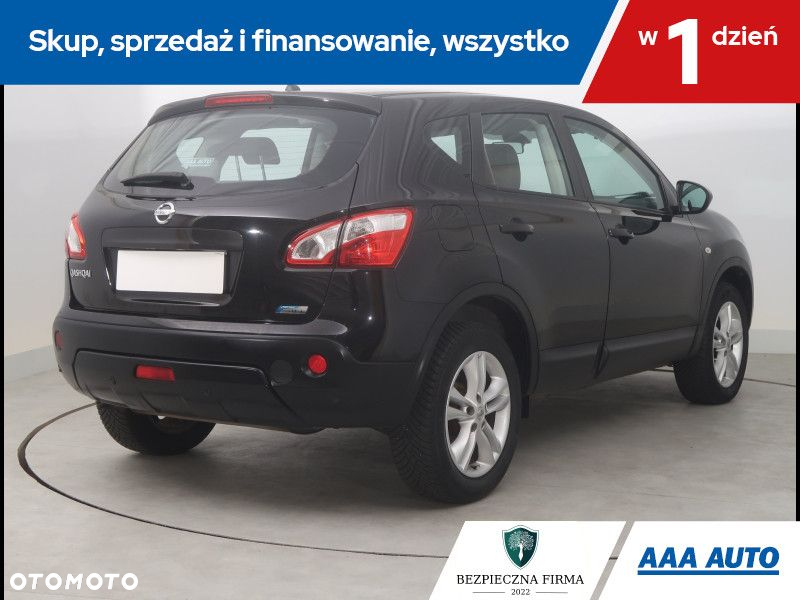Nissan Qashqai - 6