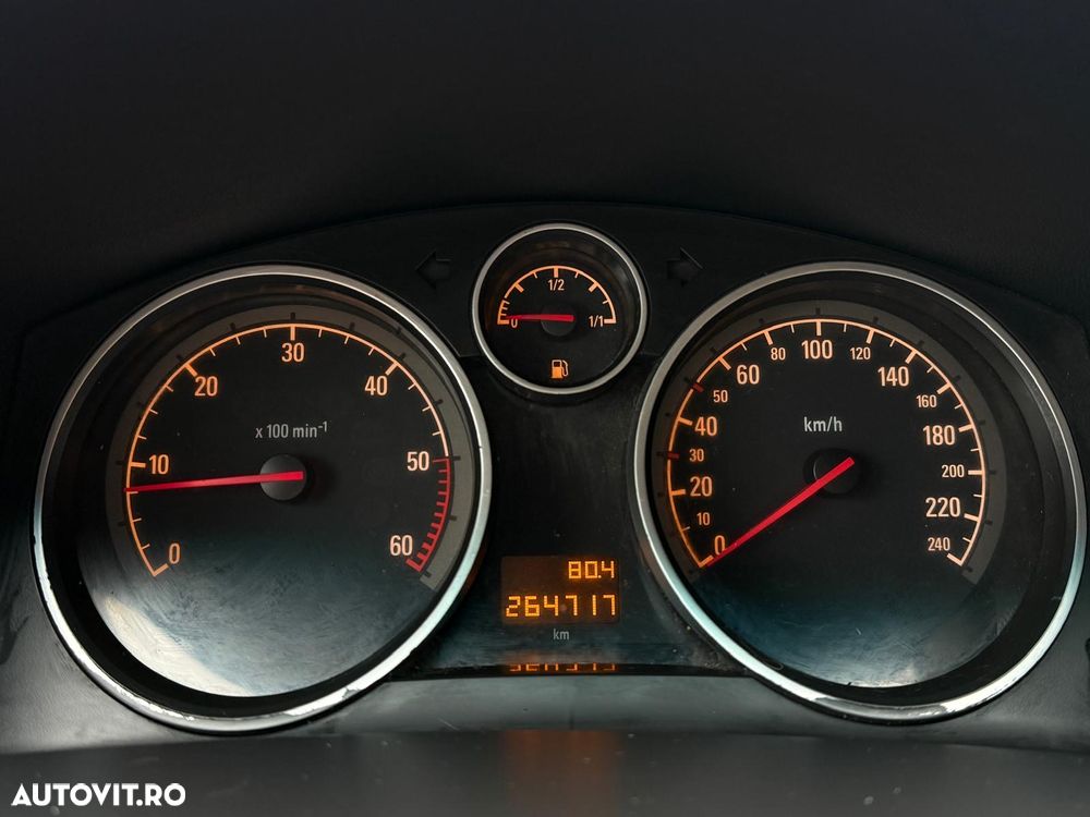 Opel Astra 1.7 CDTI DPF Cosmo - 27