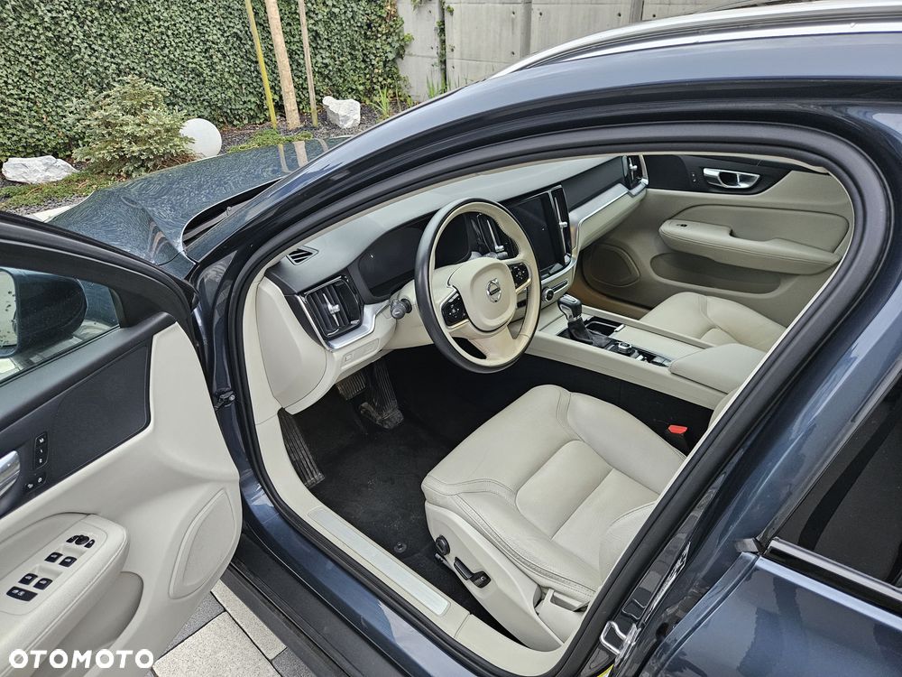 Volvo V60 T5 AWD Geartronic Momentum - 15
