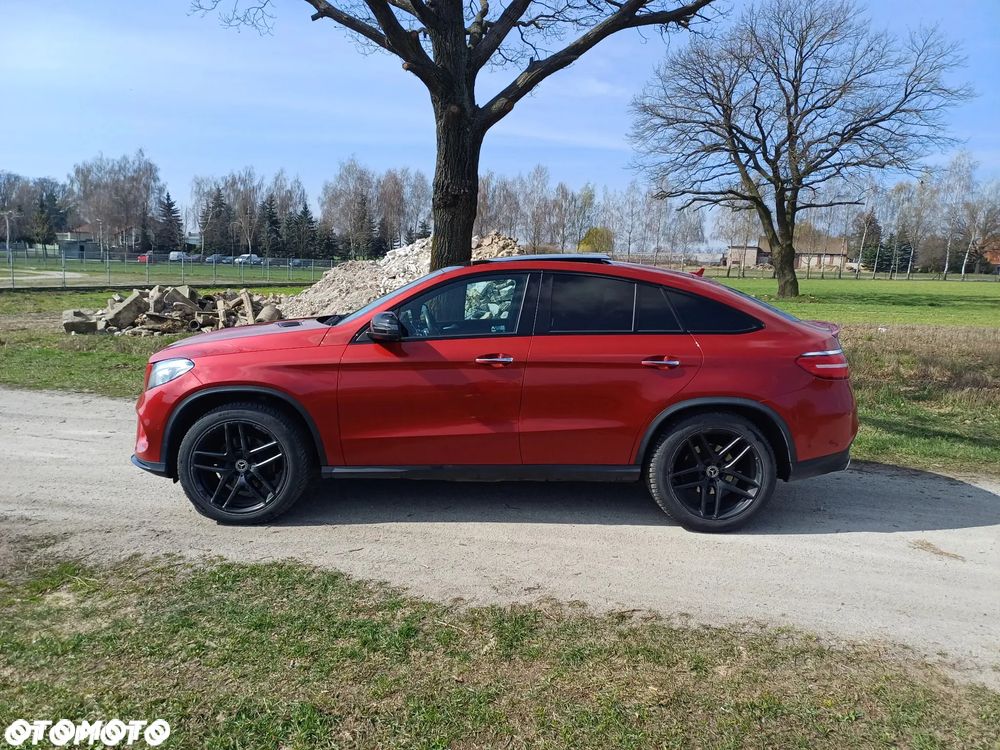 Mercedes-Benz GLE - 26