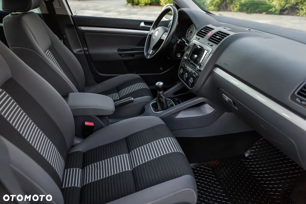 Volkswagen Golf 1.4 TSI United - 24
