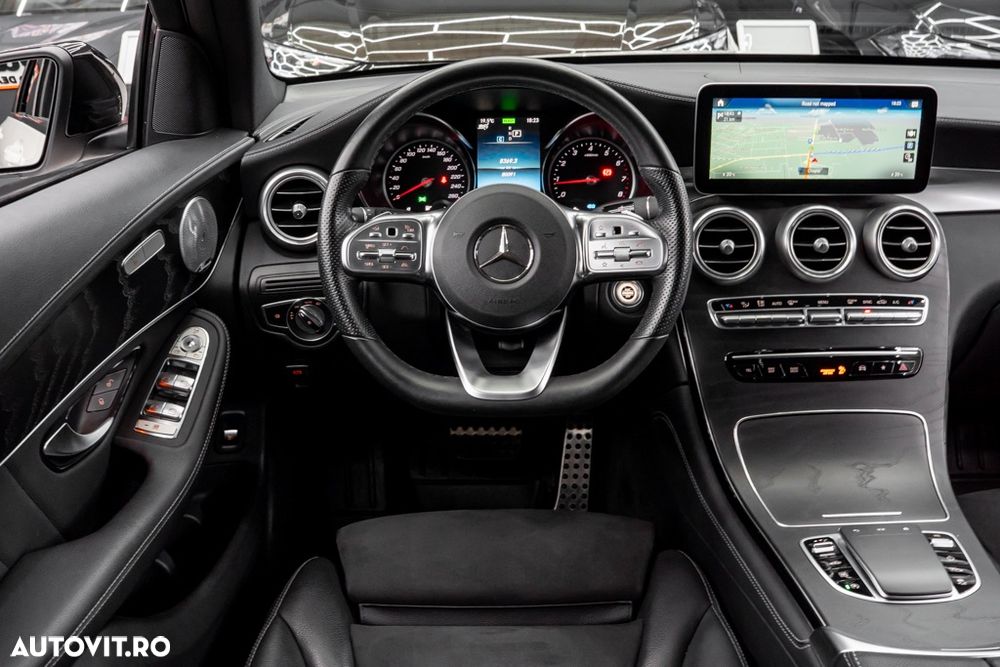 Mercedes-Benz GLC 300 4MATIC MHEV - 10