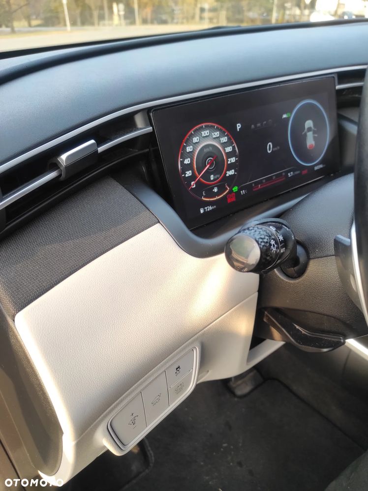 Hyundai Tucson - 16