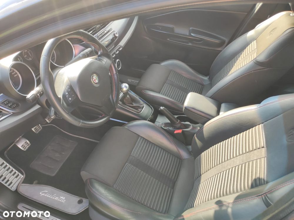 Alfa Romeo Giulietta 1.4 TB Distinctive - 19