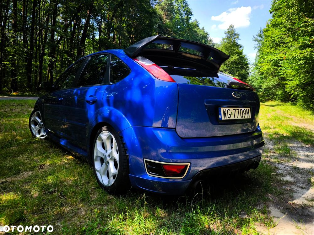 Ford Focus - 1