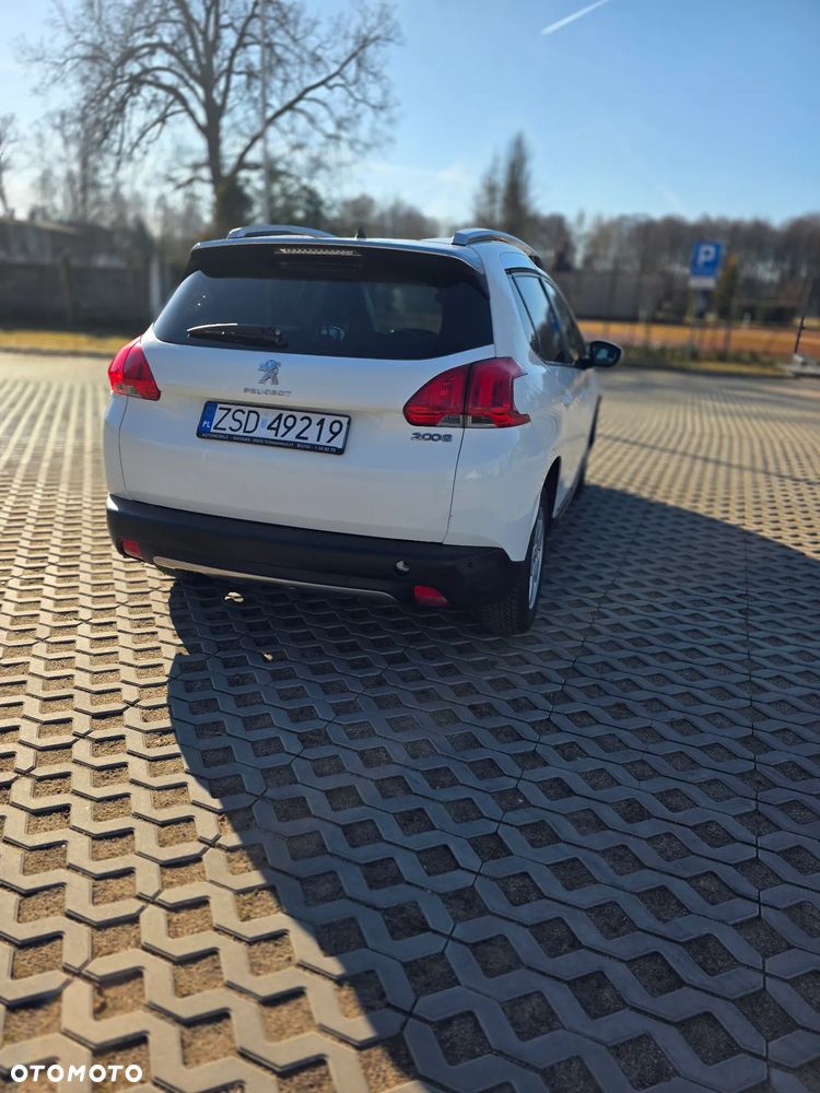 Peugeot 2008 PureTech 82 Style - 10