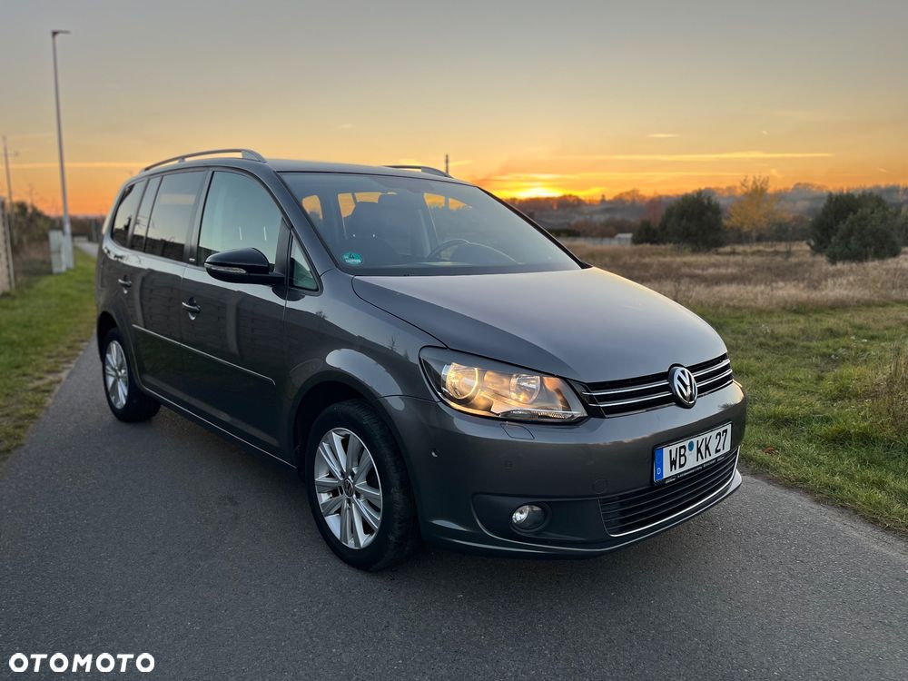 Volkswagen Touran 2.0 TDI DPF BlueMotion Technology DSG STYLE - 24