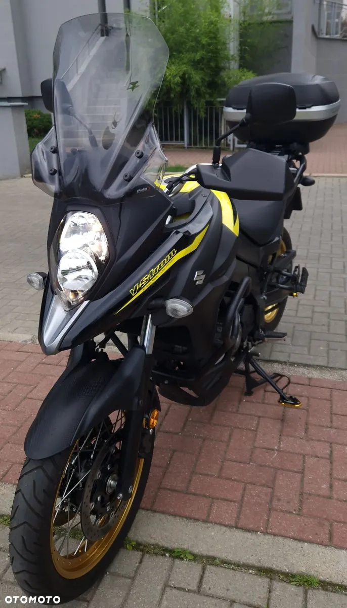 Suzuki DL - 6