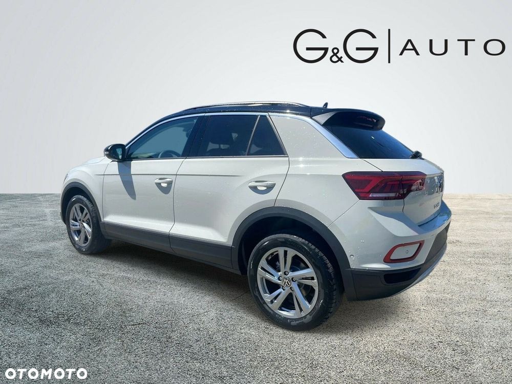 Volkswagen T-Roc - 4