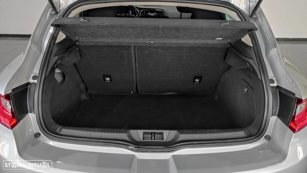 Renault Mégane 1.5 Blue dCi Zen - 19