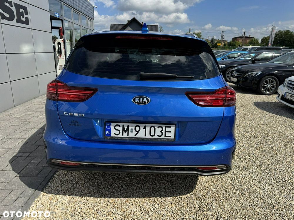 Kia Ceed - 5