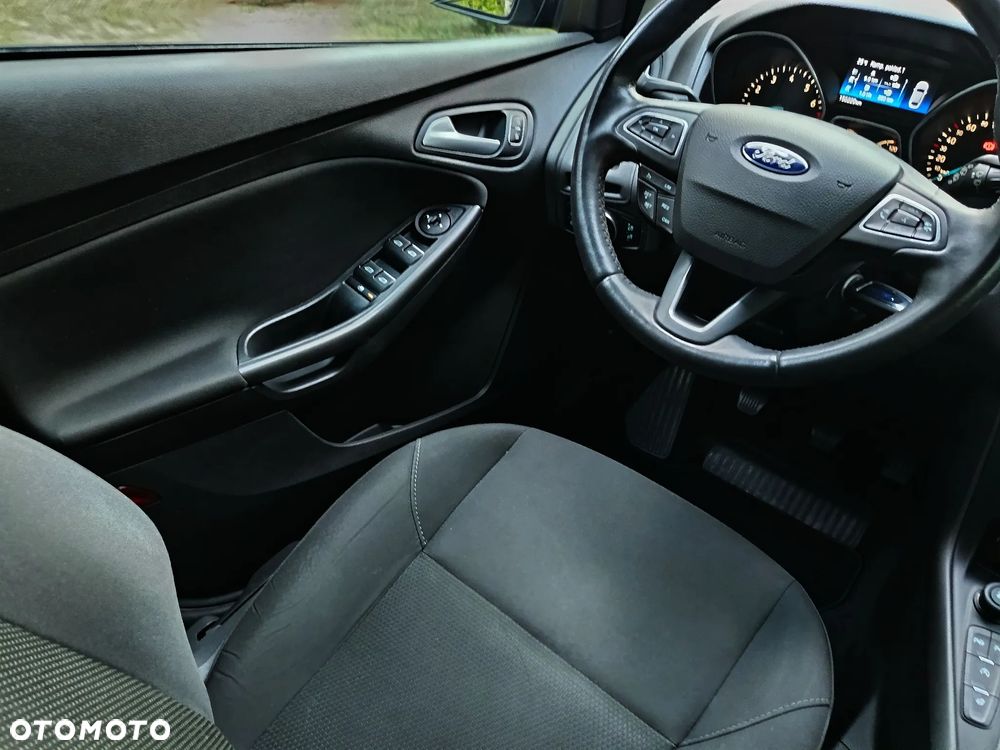 Ford Focus 1.0 EcoBoost STart-Stopp-System TITANIUM - 28