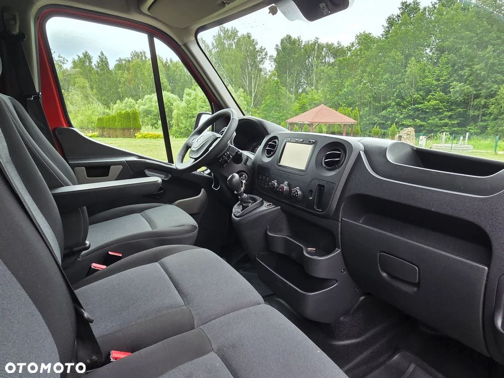 Renault Master - 32