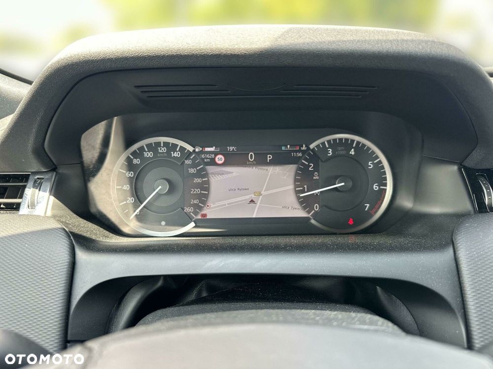 Land Rover Discovery Sport - 18