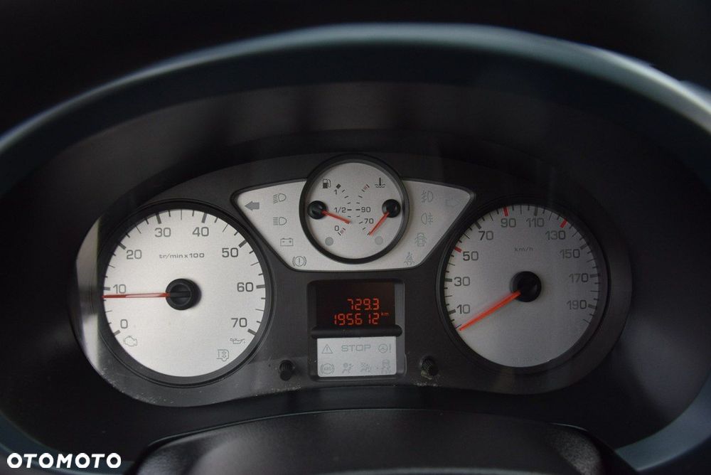 Peugeot Partner - 27