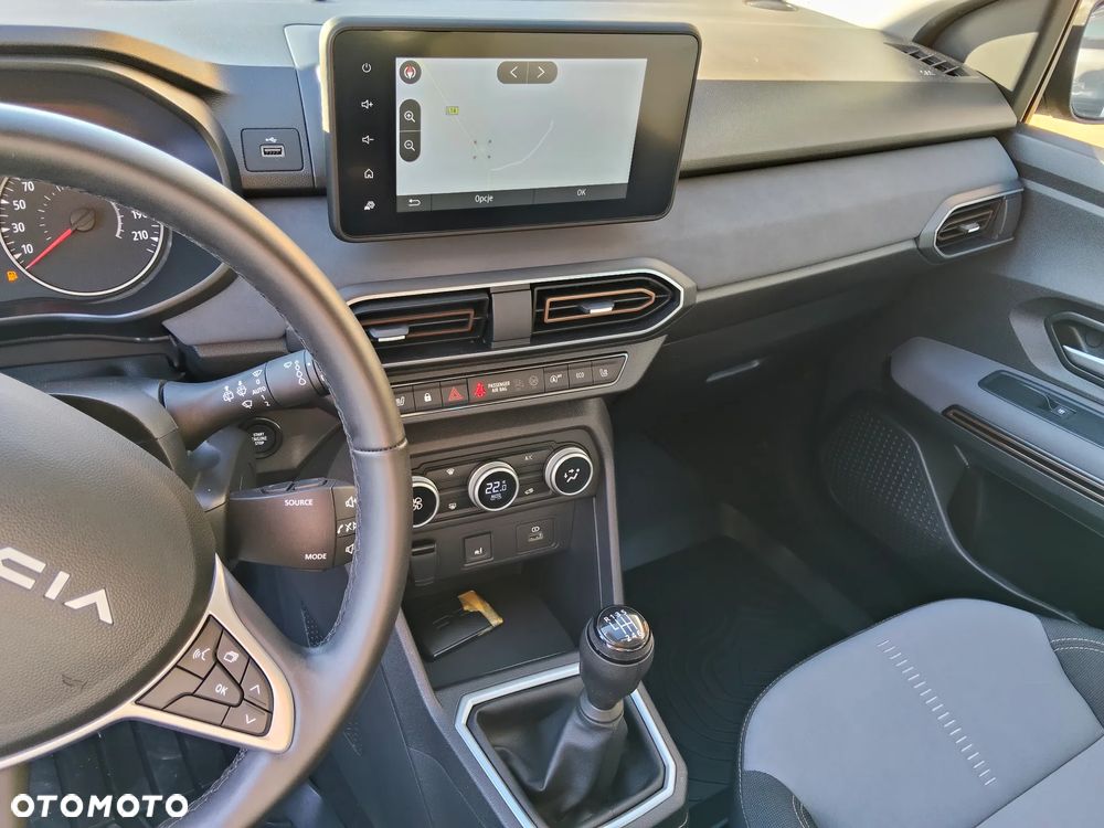 Dacia Sandero Stepway TCe 90 Expression + - 18