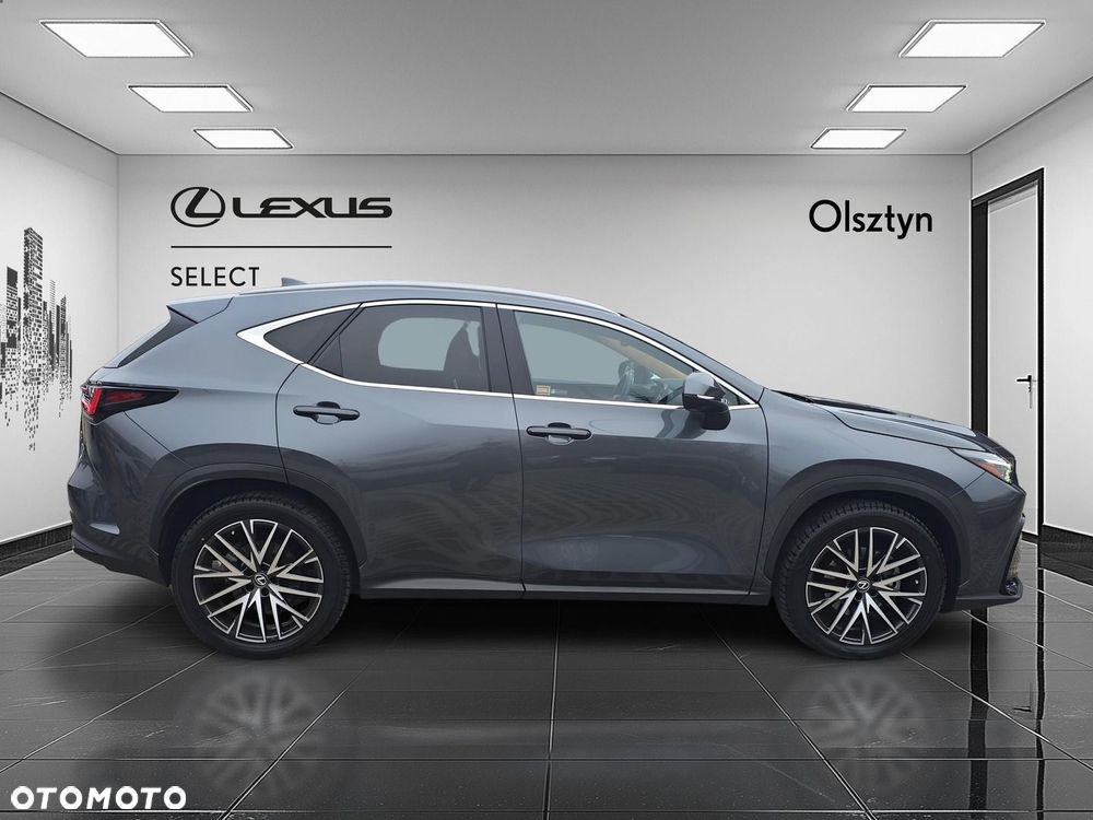 Lexus NX 350h Omotenashi AWD - 8